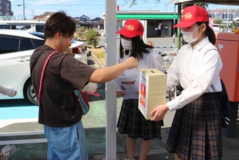 ポリオ根絶募金活動２